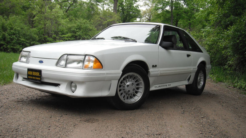 Illustration for article titled HD pictures of the Mustang in good scenery.